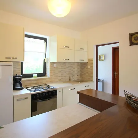 Pinia In Strandnaehe Mit Garten By Interhome Holiday home Porec