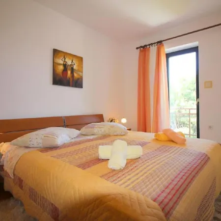 Pinia In Strandnaehe Mit Garten By Interhome Holiday home