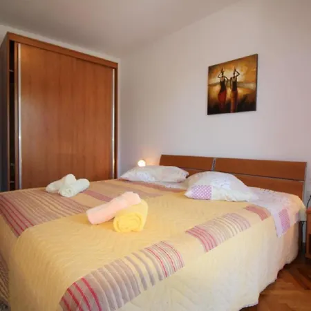 Holiday home Pinia In Strandnaehe Mit Garten By Interhome Porec